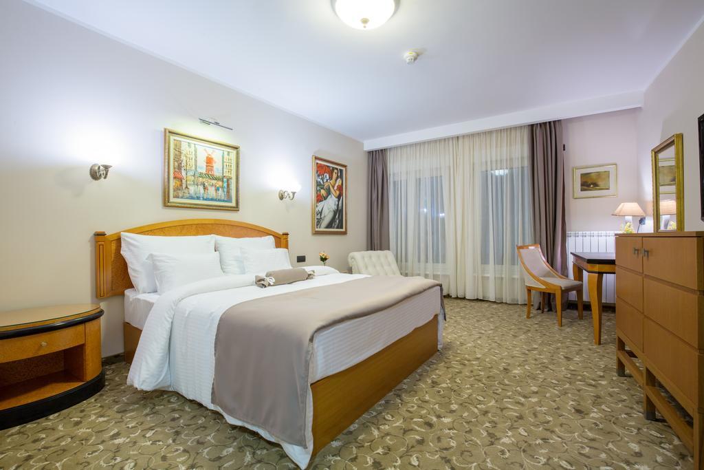 Hotel Sterling Garni Белград Екстериор снимка