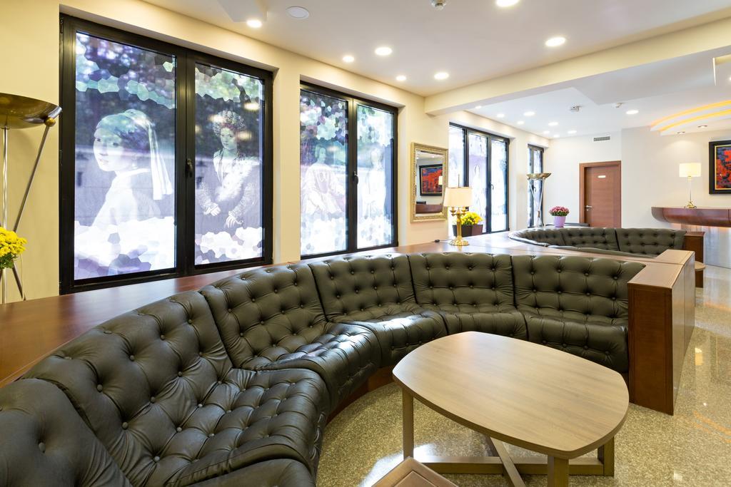 Hotel Sterling Garni Белград Екстериор снимка